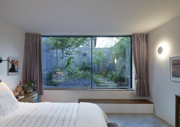 Einfamilienhaus in London von Knox Bhavan Architects