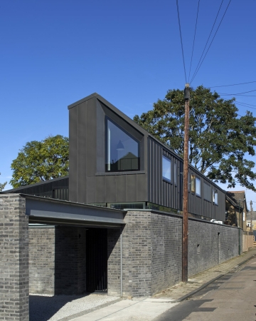 Einfamilienhaus in London von Knox Bhavan Architects