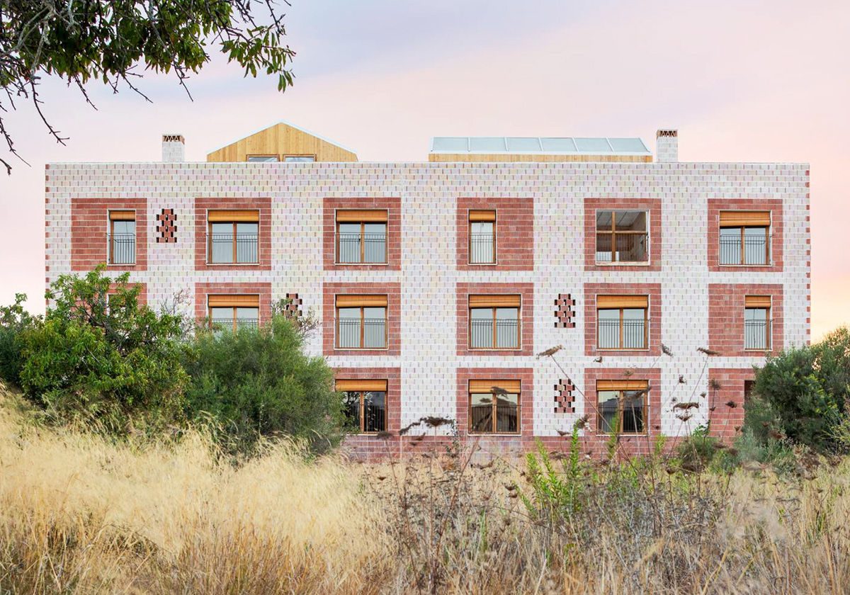 Mit Baumwolle und Seegras
 - Sozialwohnungsbau auf Ibiza von 08014 arquitectura
