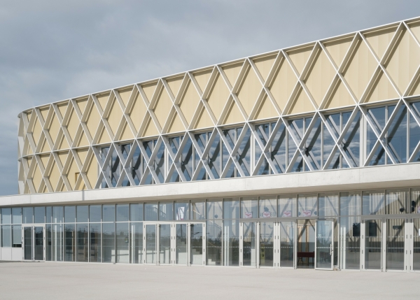 Sportkomplex in Bziers von Panorama Architecture