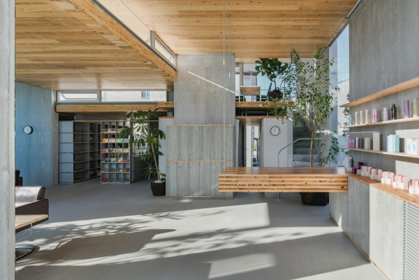 Friseurladen bei Tokio von Ateliers Takahito Sekiguchi