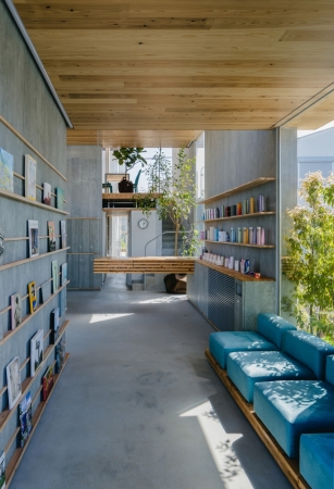 Friseurladen bei Tokio von Ateliers Takahito Sekiguchi