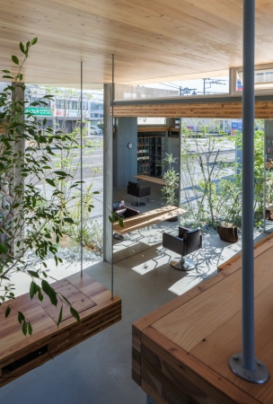 Friseurladen bei Tokio von Ateliers Takahito Sekiguchi