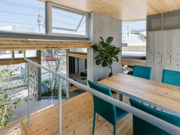 Friseurladen bei Tokio von Ateliers Takahito Sekiguchi