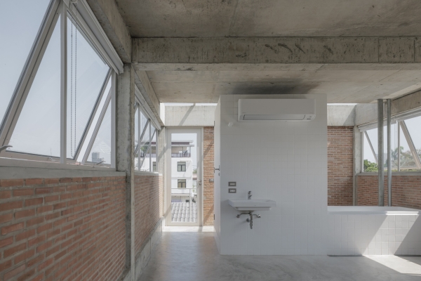 Wohnhaus in Bangkok von Bangkok Tokyo Architecture