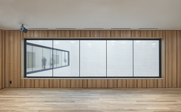 Kongresszentrum in Heidelberg von Degelo Architekten