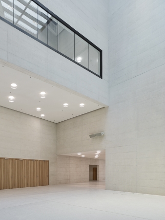 Kongresszentrum in Heidelberg von Degelo Architekten