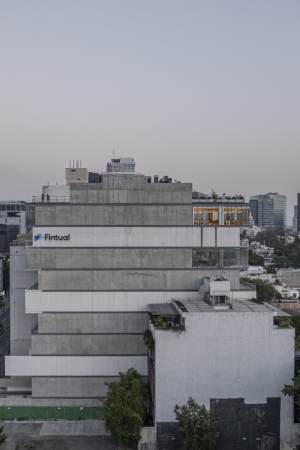 Wohn- und Brohaus in Mexiko-Stadt von Archetonic