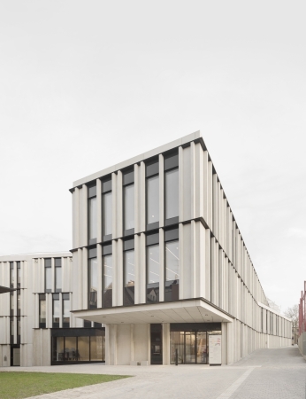 Bibliothek und Brgerzentrum von pbr Planungsbro Rohling