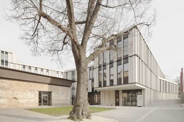 Bibliothek und Brgerzentrum von pbr Planungsbro Rohling