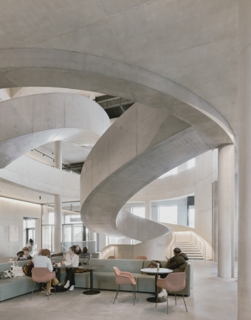 Vertikaler Campus von Allies and Morrison