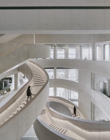 Vertikaler Campus von Allies and Morrison