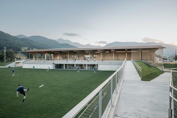 Sportzentrum von LP architektur in St. Michael im Salzburger Lungau