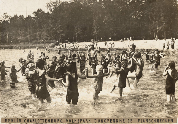 Volkspark Jungfernheide, Berlin-Charlottenburg. Blick auf das Planschbecken, Planung von Erwin Barth. Quelle: Architekturmuseum der TU Berlin