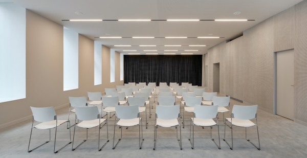 Kulturzentrum von Dominique Coulon & Associ�s