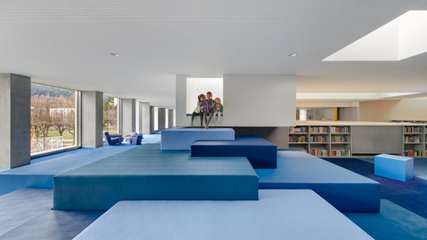 Kulturzentrum von Dominique Coulon & Associ�s