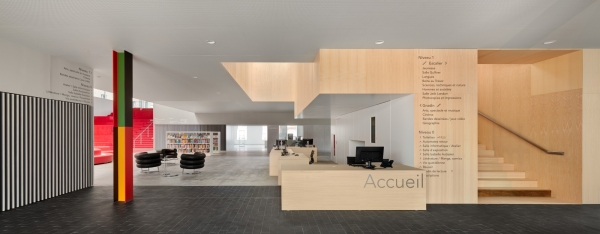 Kulturzentrum von Dominique Coulon & Associs