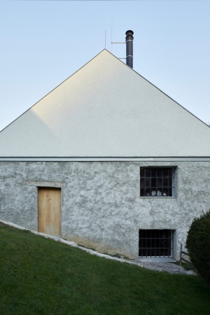Wohnhaus bei Trencin von RDTH architekti