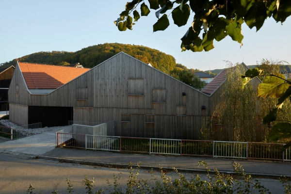 Wohnhaus bei Trencin von RDTH architekti