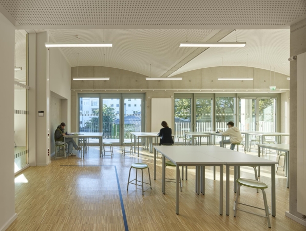 Schule in Kln von Molestina Architekten