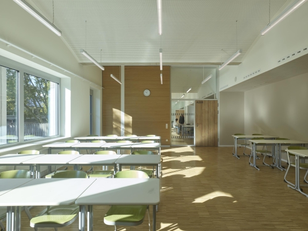 Schule in Kln von Molestina Architekten