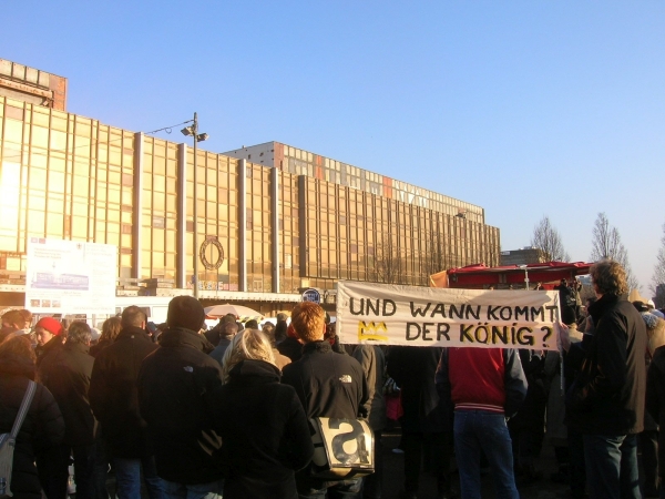 Demonstration gegen den Abriss, Foto: Mazbln CC BY-SA 3.0 DE via Wikimedia Commons