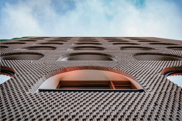 Fassade am Tacheles von Herzog & De Meuron