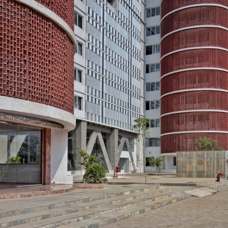 Studierendenwohnheim in Mumbai von Mahendra Parekh mit Pranav Gajjar