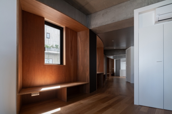 Wohnhochhaus von Hiroyuki Ito Architects in Tokio