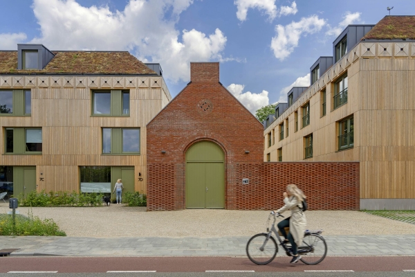 Holzwohnungsbau in Nijmegen von architectuur MAKEN