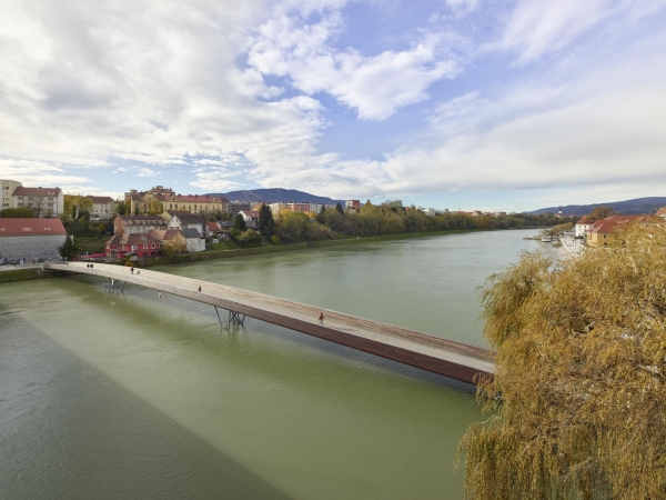 Burgos & Garrido Arquitectos und Bernabéu Ingenieros in Maribor