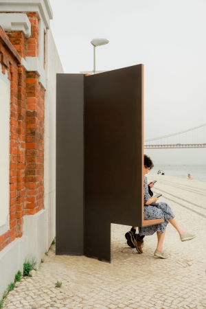 Conversadeira II von Eduardo Souto de Moura