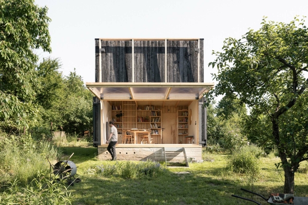 Gartenpavillon von BYRÓ architekti in Prag