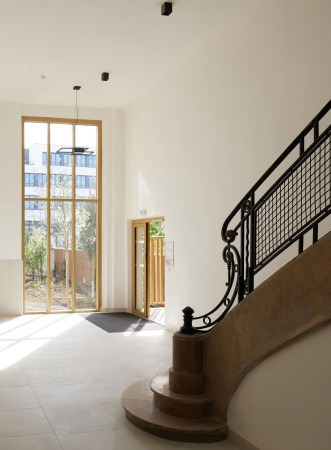 Umnutzung und Aufstockung von Atelier Philéas in Paris