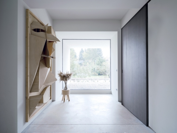 Wohnhauserweiterung in Ljubljana von OFIS Arhitekti