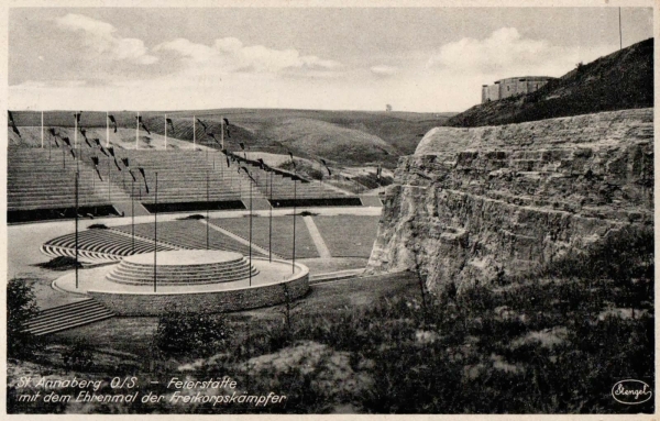 Feiersttte der Schlesier in Annaberg, heute Gra Świetej Anny, auf einer Postkarte von 1940