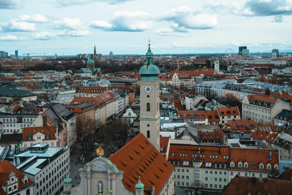 Luftbild von München; Foto von Sean Zeng auf Unsplash