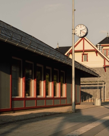 Gemeindehaus in Königsee von Atelier ST