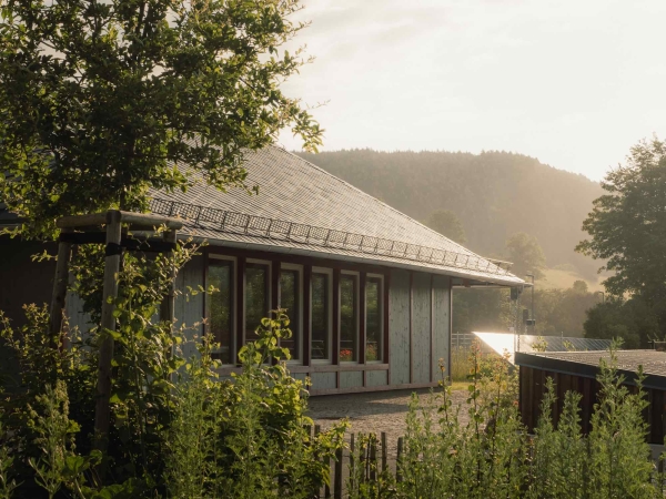 Gemeindehaus in Königsee von Atelier ST
