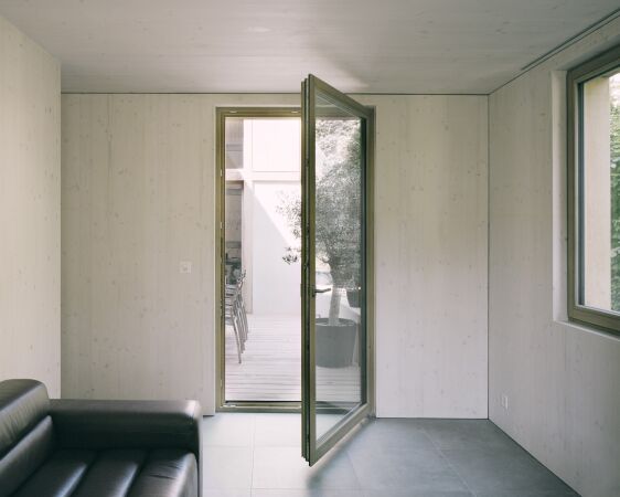 Einfamilienhaus von Degelo Architekten bei Basel