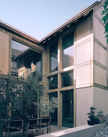 Einfamilienhaus von Degelo Architekten bei Basel