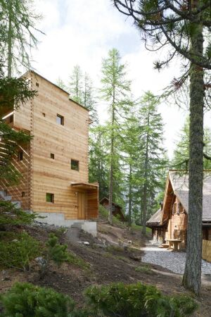 Httenerweiterung von Capaul & Blumenthal