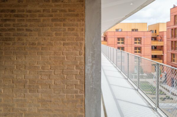 Geschosswohnen in Bagneux von TOA architectes