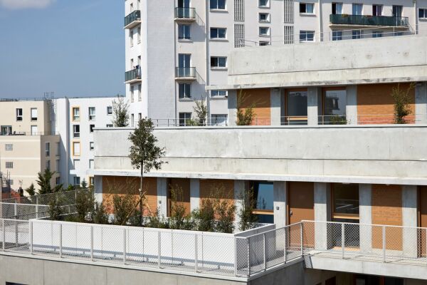 Geschosswohnen in Bagneux von TOA architectes