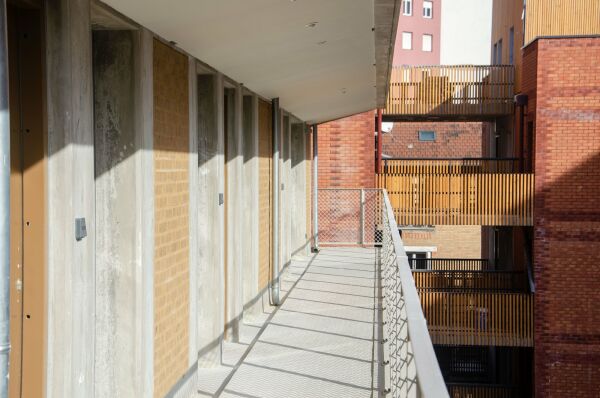 Geschosswohnen in Bagneux von TOA architectes