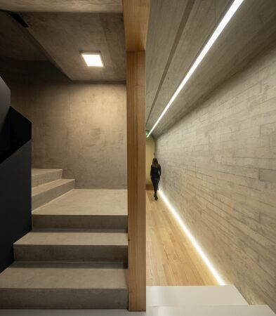 Wohnhaus in Porto von Paulo Merlini Architects