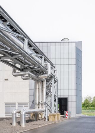 Solarkraftwerk von CBAG. Studio und Atelier le Balto