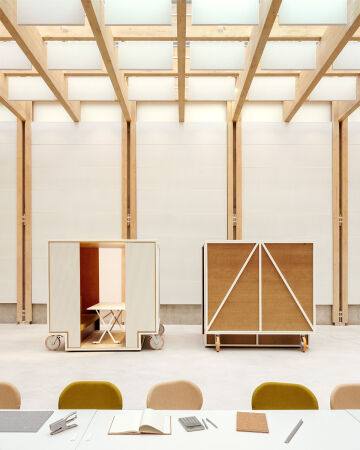 Brogebude von Atelier du Pont in Paris