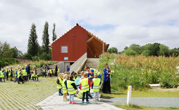 Jugendzentrum von Atelier Vens Vanbelle im belgischen Nazareth
