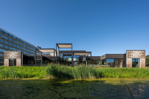 Krebshilfezentrum in Groningen von Marlies Rohmer und Piet Oudolf